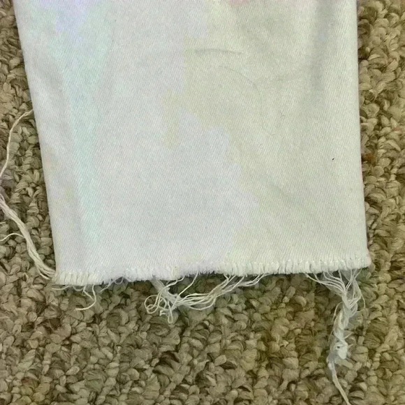 Altar’d State White Jeans Distressed at Waist, Knees and Ankles. Women’s Size 29 - Picture 9 of 15